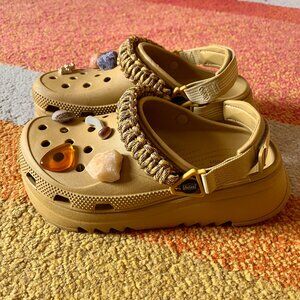 Crocs Aries X Desert Grass Classic Hiker Xscape Clog Size W9 M7